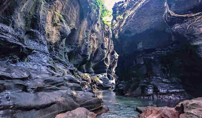 hidden canyon beji guwang