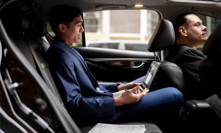 Tips dan Trik Rental Mobil untuk Perjalanan Bisnis